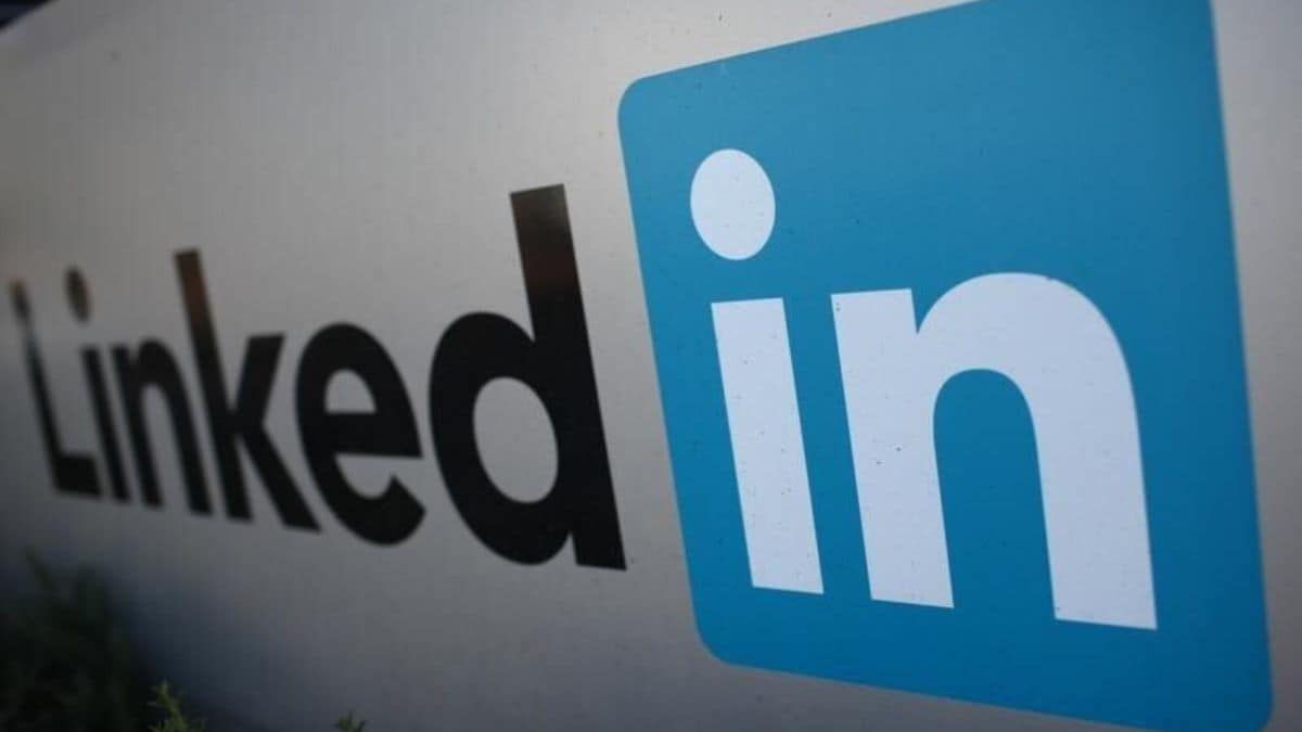 LinkedIn Silently Rolls Back Artificial Intelligence Prompts on Its Platform: Report