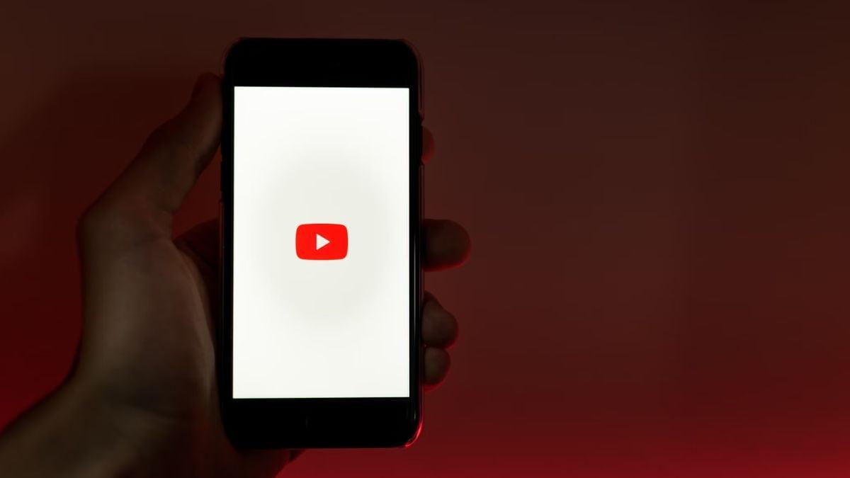 YouTube Introduces Conversational AI Feature to Premium Subscribers Using Android Devices